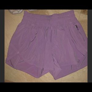 Lululemon like NEW shorts